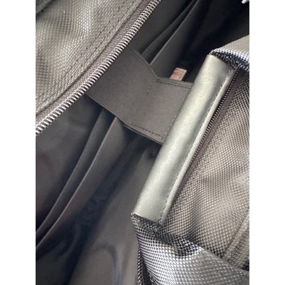 Laptop Briefcase Vertical Load Nylon Mobile Edge Fits Up To 15.4" Screens NEW - Picture 5 of 8